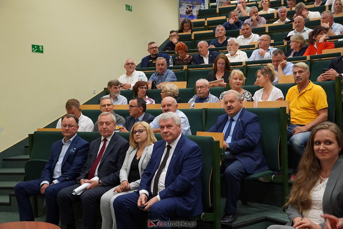 Spotkanie wyborcze PiS w Ostrołęce [21.09.2023] - zdjęcie #30 - eOstroleka.pl