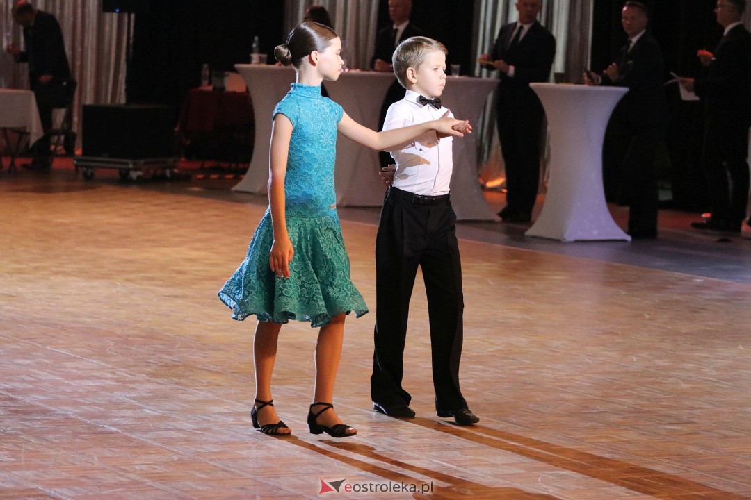 Turniej tańca O Złotą Podwiązkę [30.09.2023] - zdjęcie #2 - eOstroleka.pl