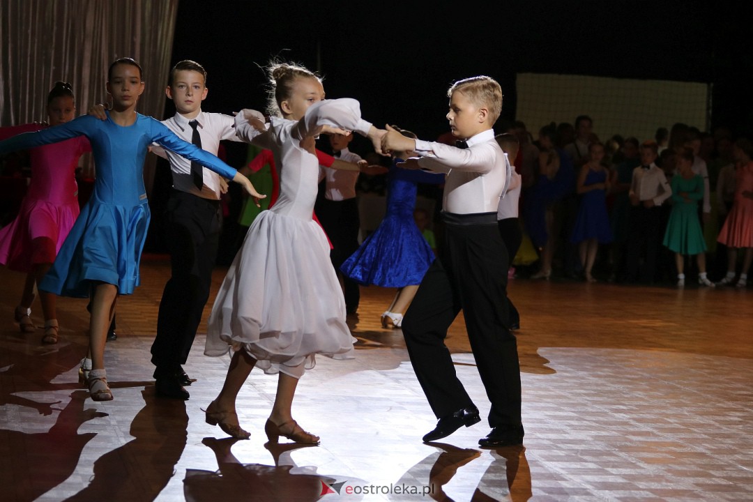 Turniej tańca O Złotą Podwiązkę [30.09.2023] - zdjęcie #35 - eOstroleka.pl