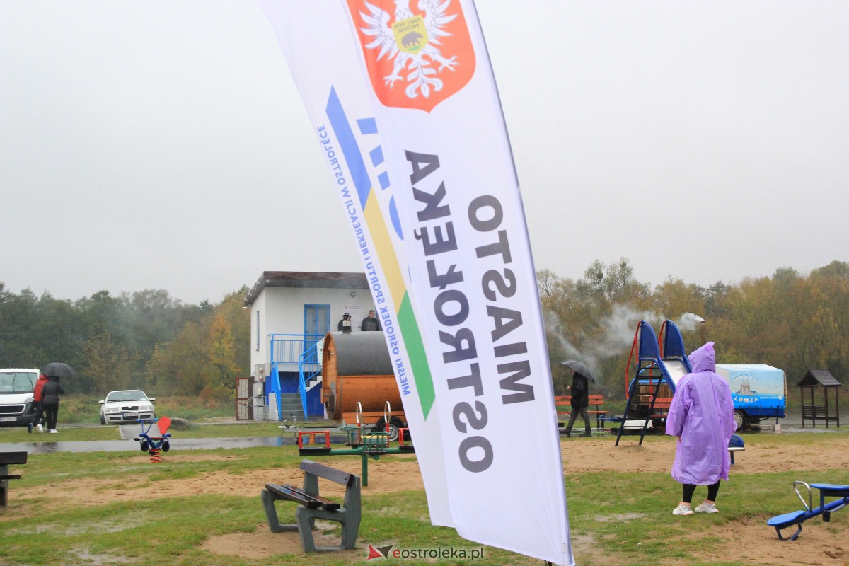 Rozpoczęcie sezonu na morsowanie w Ostrołęce [22.10.2023] - zdjęcie #10 - eOstroleka.pl