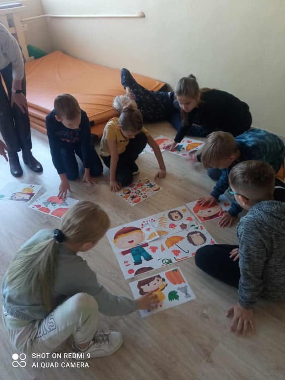 Czytająco zakręceni w Szkole Podstawowej nr 2 w Ostrołęce - zdjęcie #11 - eOstroleka.pl