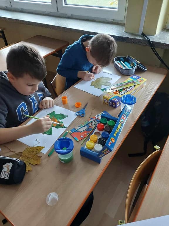 Czytająco zakręceni w Szkole Podstawowej nr 2 w Ostrołęce - zdjęcie #22 - eOstroleka.pl