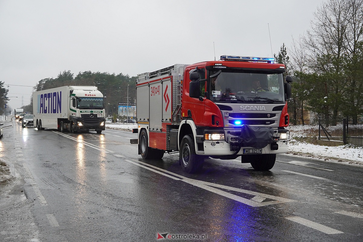 Wypadek w Laskowcu [23.11.2023] - zdjęcie #10 - eOstroleka.pl