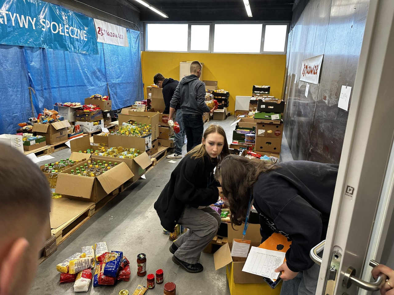 Świąteczna Zbiórka Żywności 2023 - drugi dzień akcji [25.11.2023] - zdjęcie #23 - eOstroleka.pl