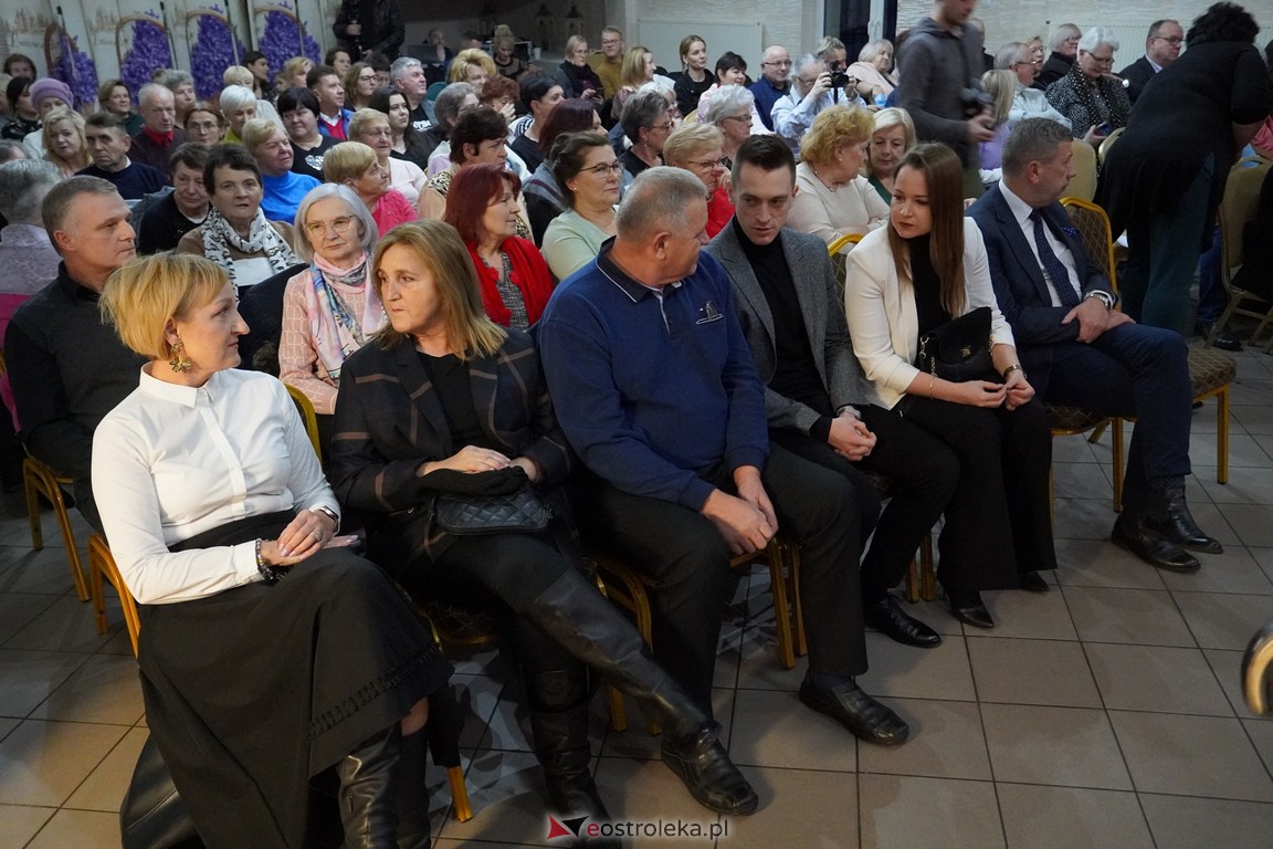 ,,The Voice Senior - Seniorzy Seniorom z Mazowsza w Czerwinie [26.11.2023] - zdjęcie #6 - eOstroleka.pl