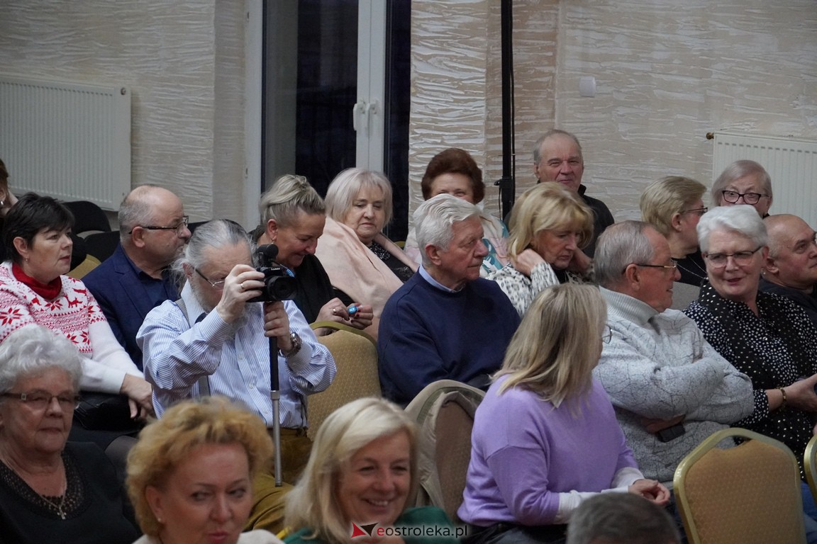 ,,The Voice Senior - Seniorzy Seniorom z Mazowsza w Czerwinie [26.11.2023] - zdjęcie #9 - eOstroleka.pl