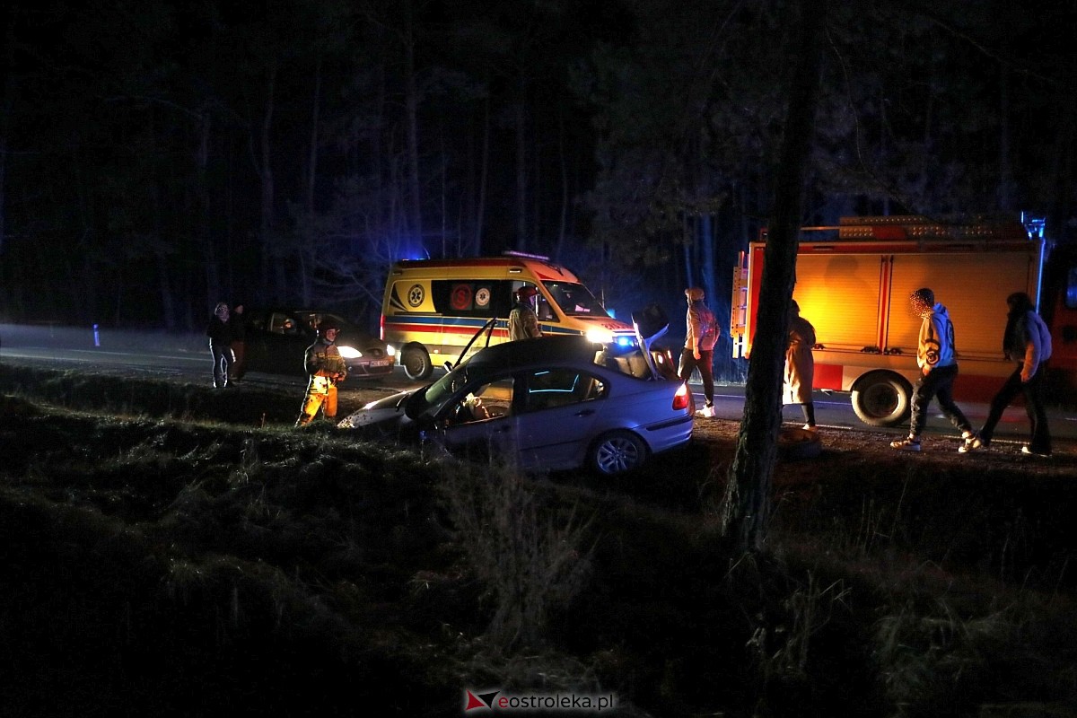 Wypadek w Łodziskach [17.12.2023] - zdjęcie #7 - eOstroleka.pl