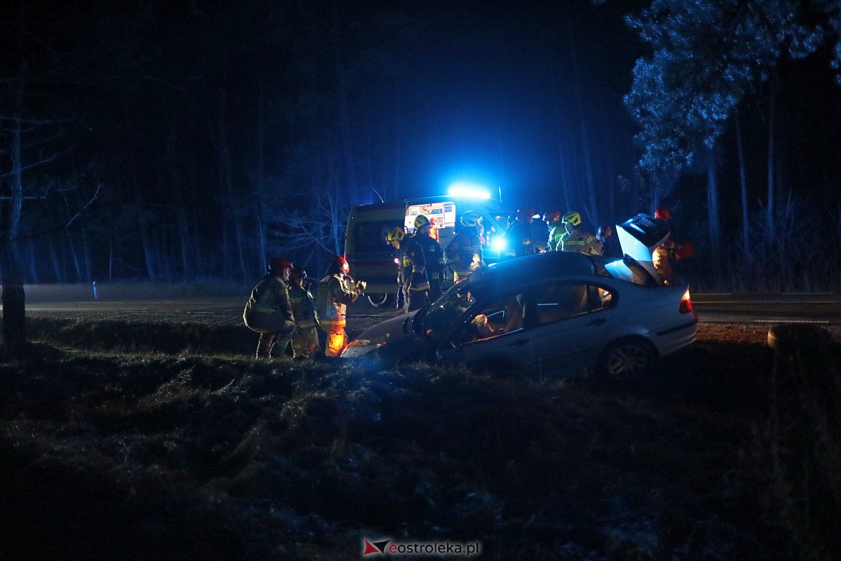Wypadek w Łodziskach [17.12.2023] - zdjęcie #25 - eOstroleka.pl
