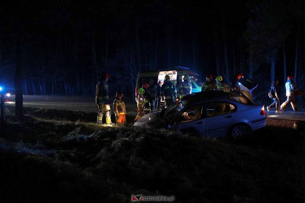 Wypadek w Łodziskach [17.12.2023] - zdjęcie #26 - eOstroleka.pl