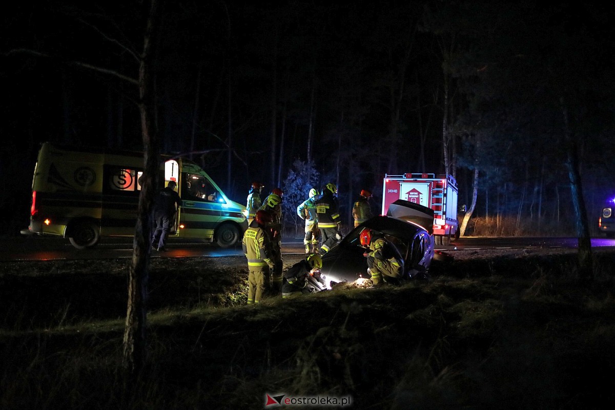 Wypadek w Łodziskach [17.12.2023] - zdjęcie #27 - eOstroleka.pl
