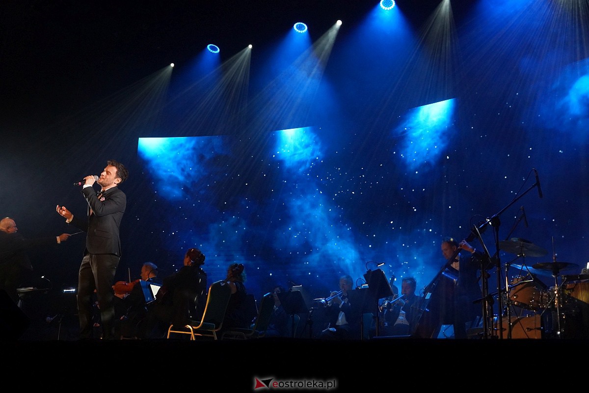 „Niezwykli jak Jan Kiepura”: piękny koncert z okazji 25-lecia Mazowsza [18.12.2023] - zdjęcie #39 - eOstroleka.pl