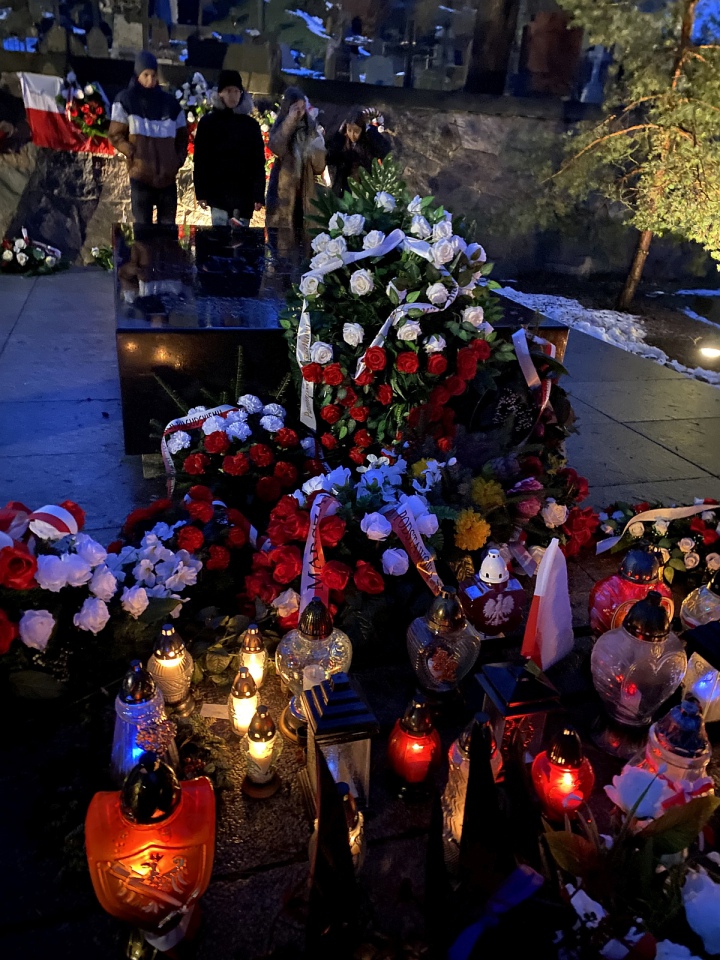 I LO w Ostrołęce z wizytą na Kresach. Młodzież przekazała paczki świąteczne Polakom w Dyneburgu [19.12.2023] - zdjęcie #20 - eOstroleka.pl