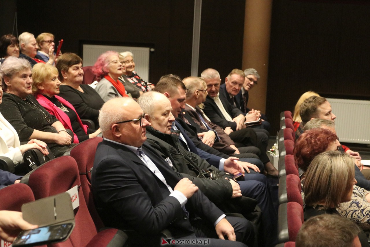 Spotkanie wigilijne Uniwersytetu Trzeciego Wieku [20.12.2023] - zdjęcie #29 - eOstroleka.pl