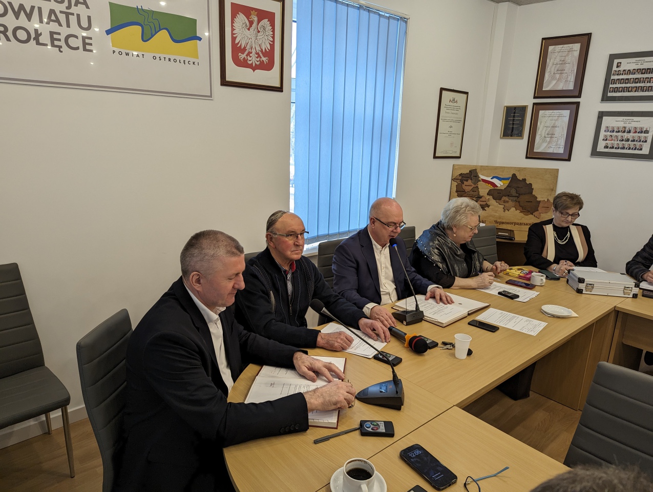 Sesja rady powiatu [15.01.2024] - zdjęcie #16 - eOstroleka.pl