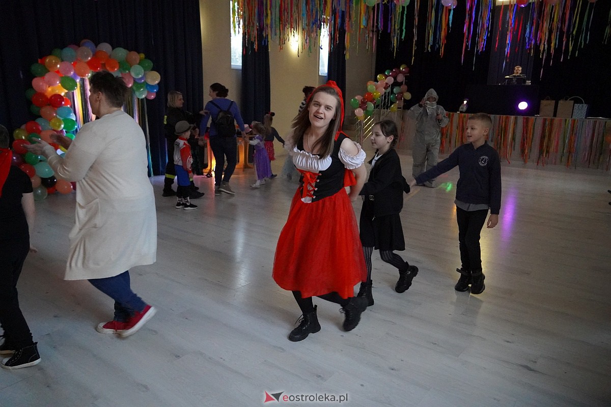 Bal Karnawałowy dla dzieci w Goworowie [19.01.2024] - zdjęcie #25 - eOstroleka.pl