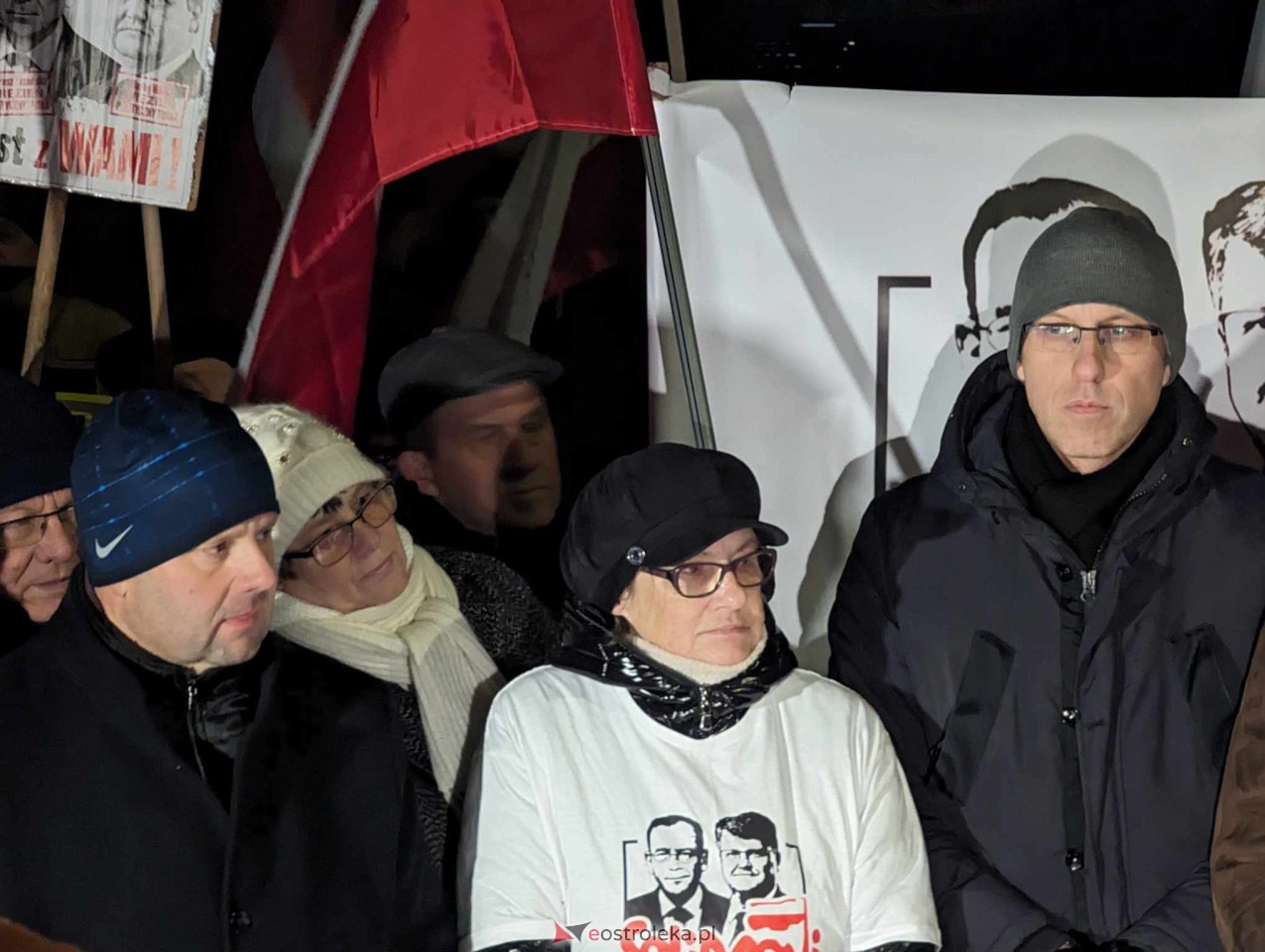 Manifestacja przed więzieniem w Przytułach Starych [21.01.2024] - zdjęcie #11 - eOstroleka.pl