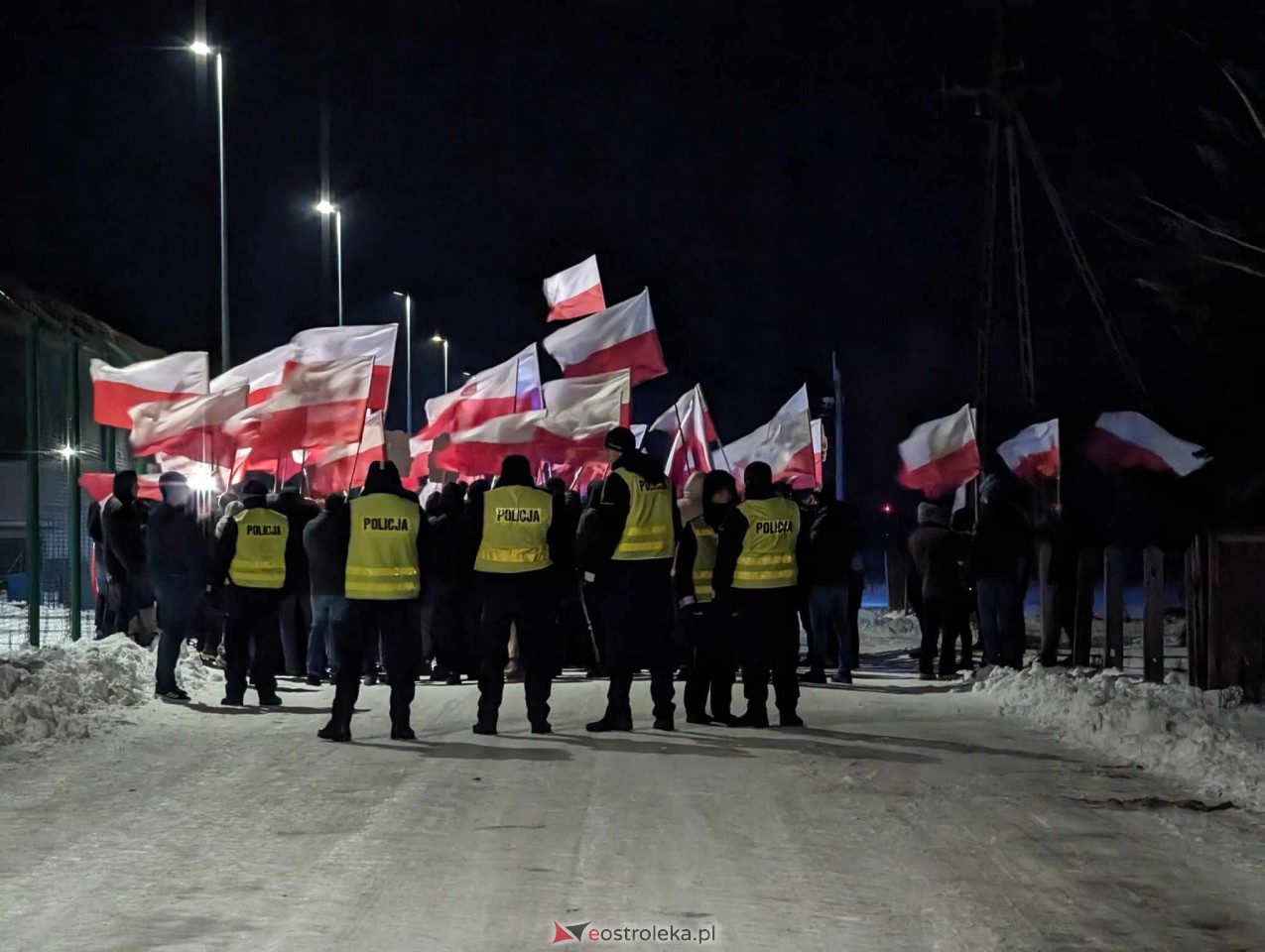 Manifestacja w Przytułach Starych [22.01.2024] - zdjęcie #2 - eOstroleka.pl