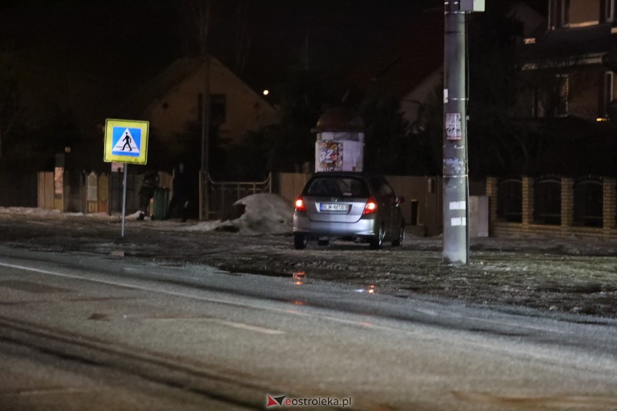 Zniszczone auta na Stacha Konwy [23.01.2024] - zdjęcie #22 - eOstroleka.pl