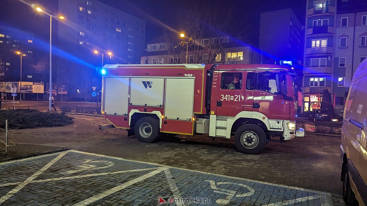Remont w banku w Ostrołęce wywołał alarm pożarowy [26.01.2024] - zdjęcie #4 - eOstroleka.pl