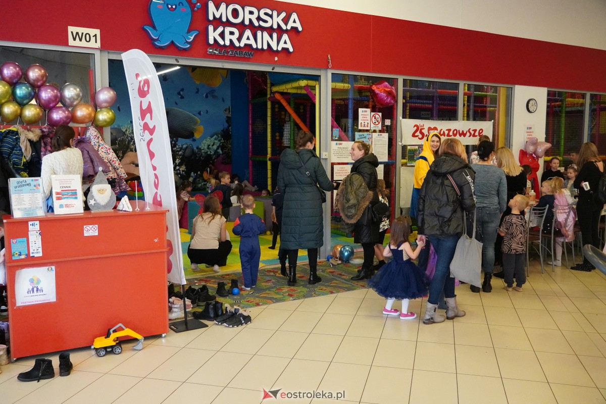 Bal karnawałowy w Morskiej Krainie - świetna zabawa dla ponad 100 dzieci [27.01.2024] - zdjęcie #3 - eOstroleka.pl