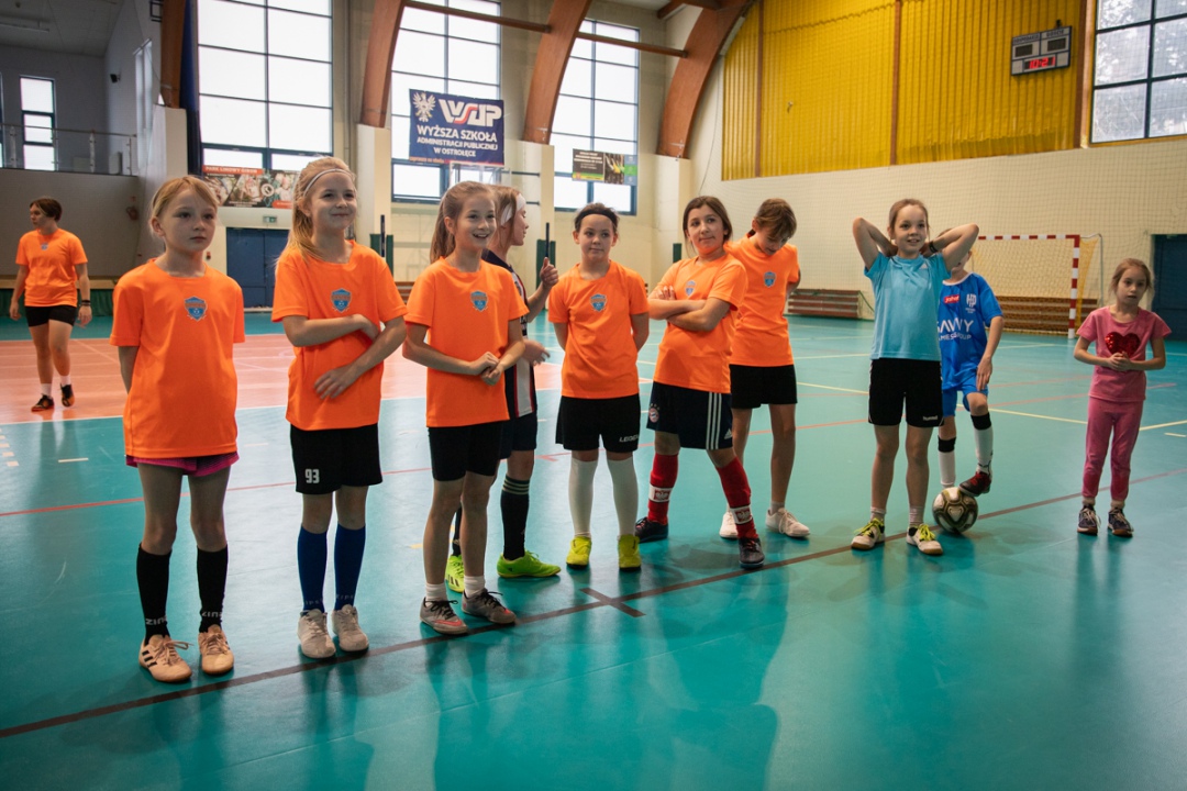 Ferie na sportowo - piłka nożna dziewcząt - zdjęcie #7 - eOstroleka.pl