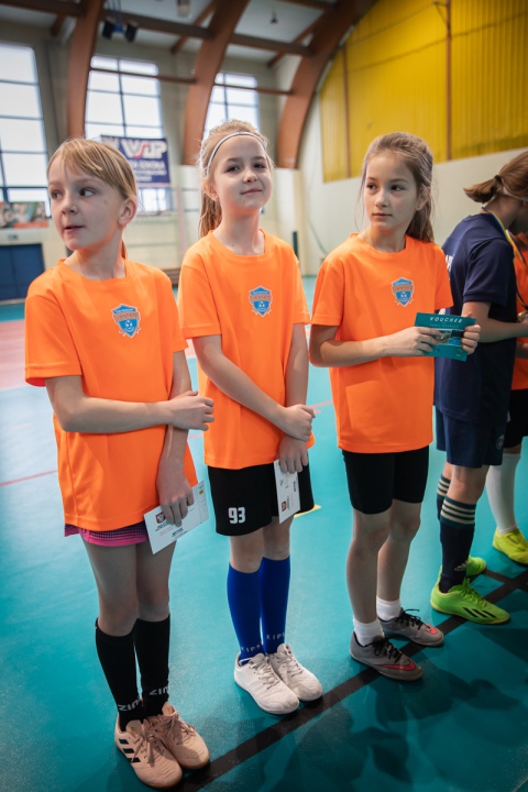 Ferie na sportowo - piłka nożna dziewcząt - zdjęcie #19 - eOstroleka.pl