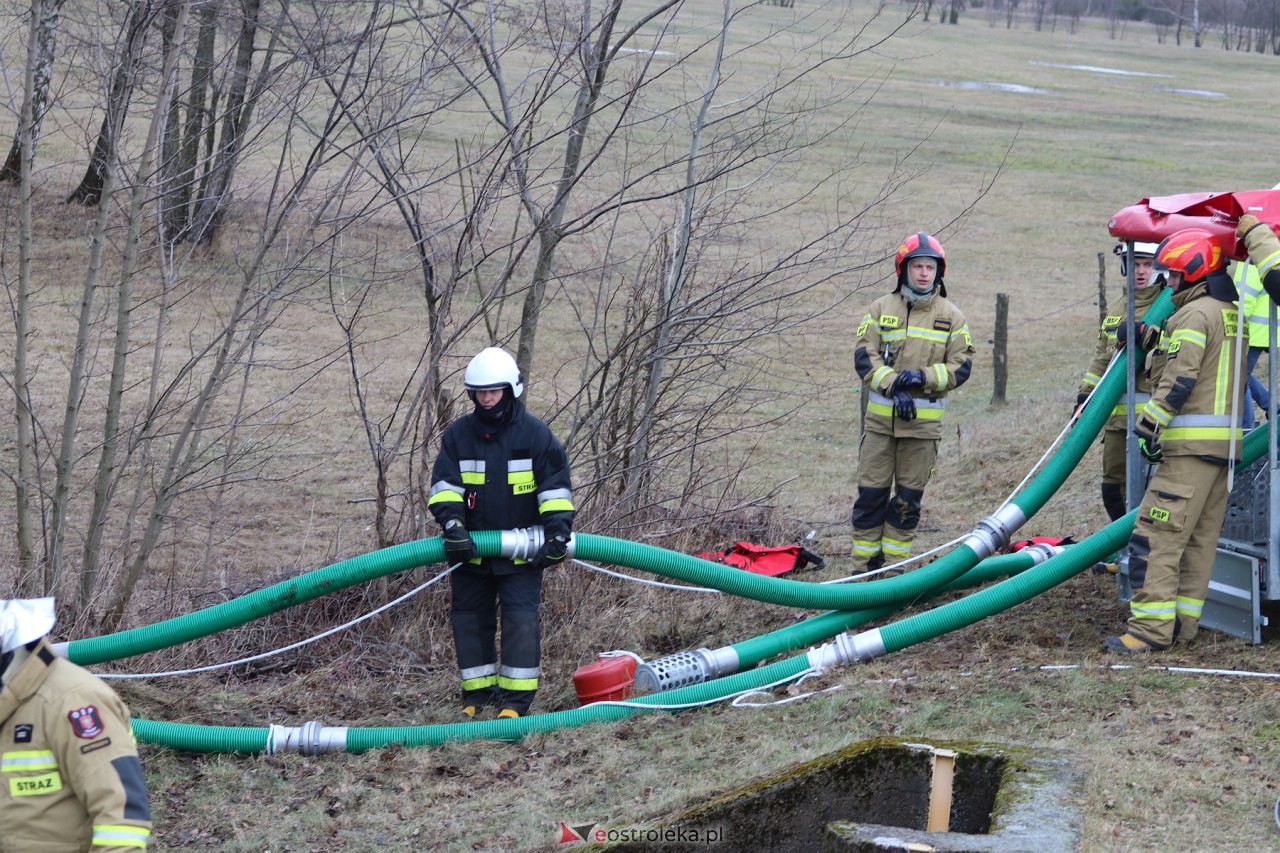 Ćwiczenia przeciwpowodziowe w Ostrołęce [3.02.2024] - zdjęcie #33 - eOstroleka.pl