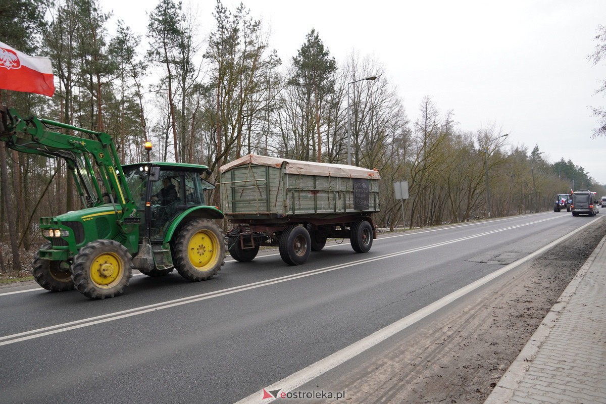 Protest rolników także w Ostrołęce! Ciągniki na ulicach [9.02.2024] - zdjęcie #5 - eOstroleka.pl