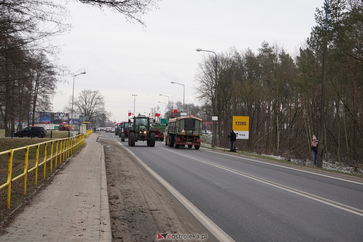 Protest rolników także w Ostrołęce! Ciągniki na ulicach [9.02.2024] - zdjęcie #7 - eOstroleka.pl