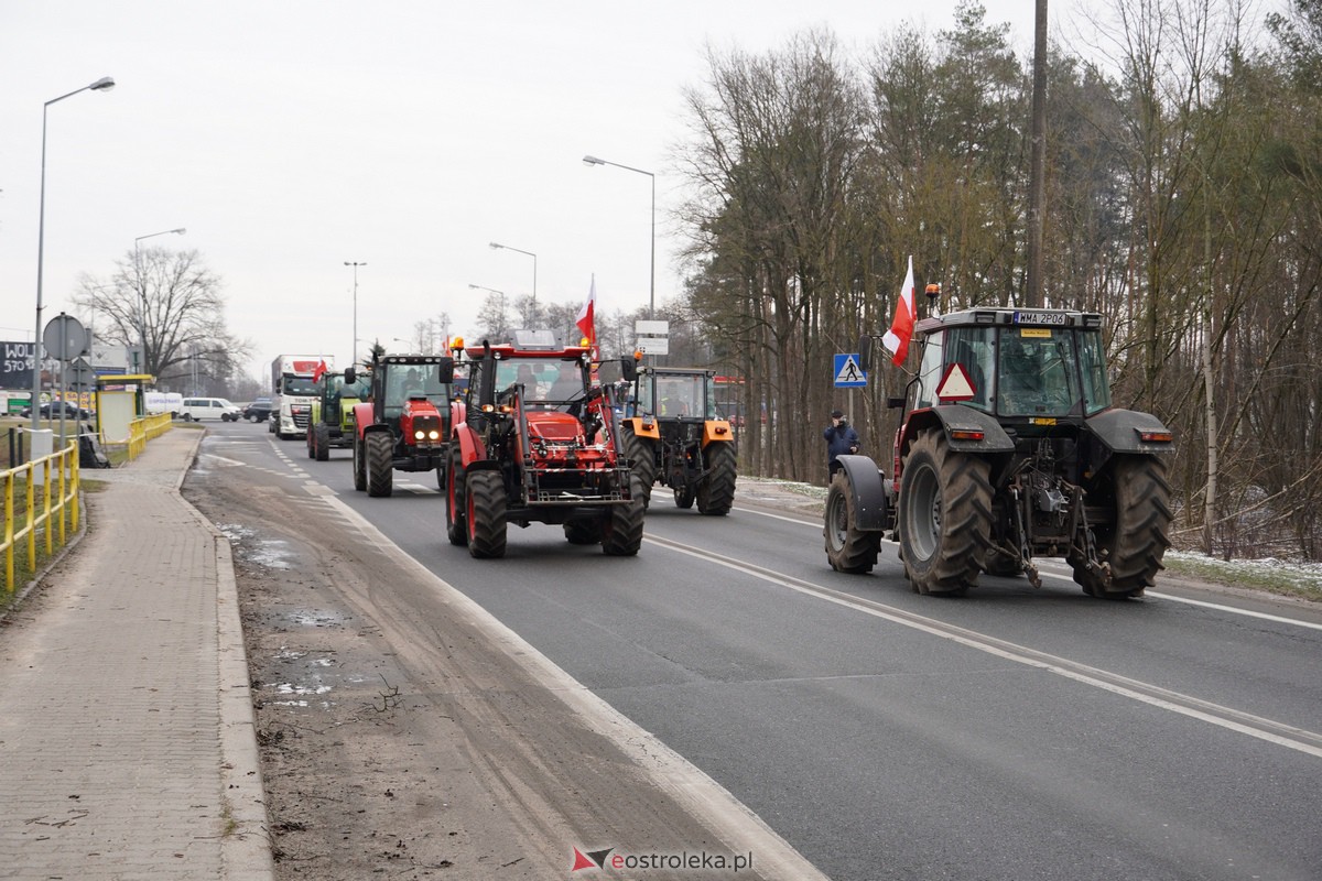 Protest rolników także w Ostrołęce! Ciągniki na ulicach [9.02.2024] - zdjęcie #20 - eOstroleka.pl
