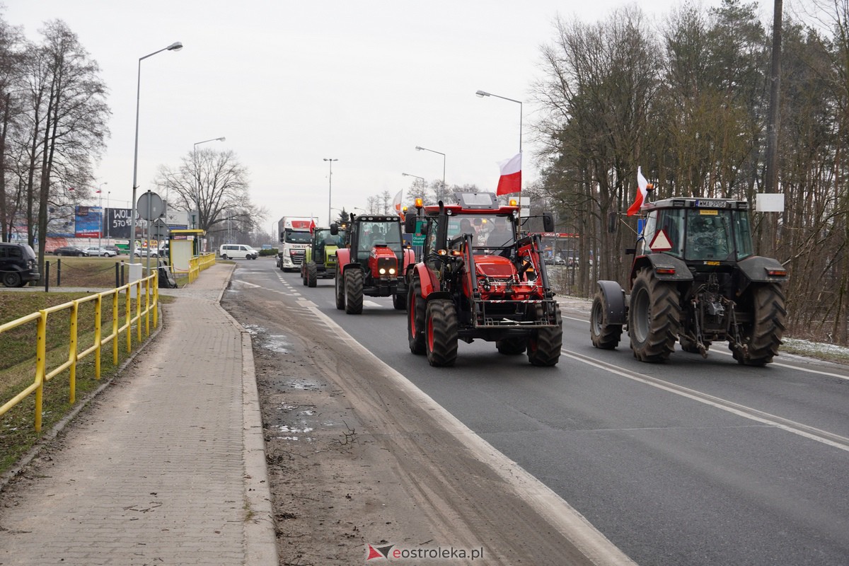 Protest rolników także w Ostrołęce! Ciągniki na ulicach [9.02.2024] - zdjęcie #21 - eOstroleka.pl