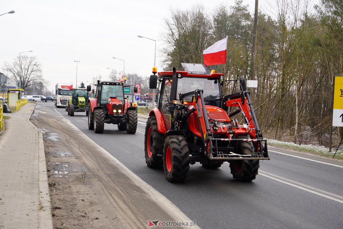 Protest rolników także w Ostrołęce! Ciągniki na ulicach [9.02.2024] - zdjęcie #24 - eOstroleka.pl