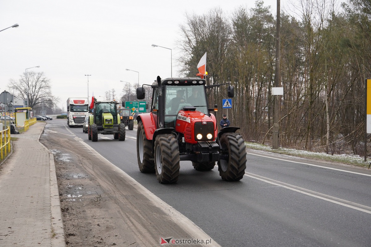 Protest rolników także w Ostrołęce! Ciągniki na ulicach [9.02.2024] - zdjęcie #25 - eOstroleka.pl