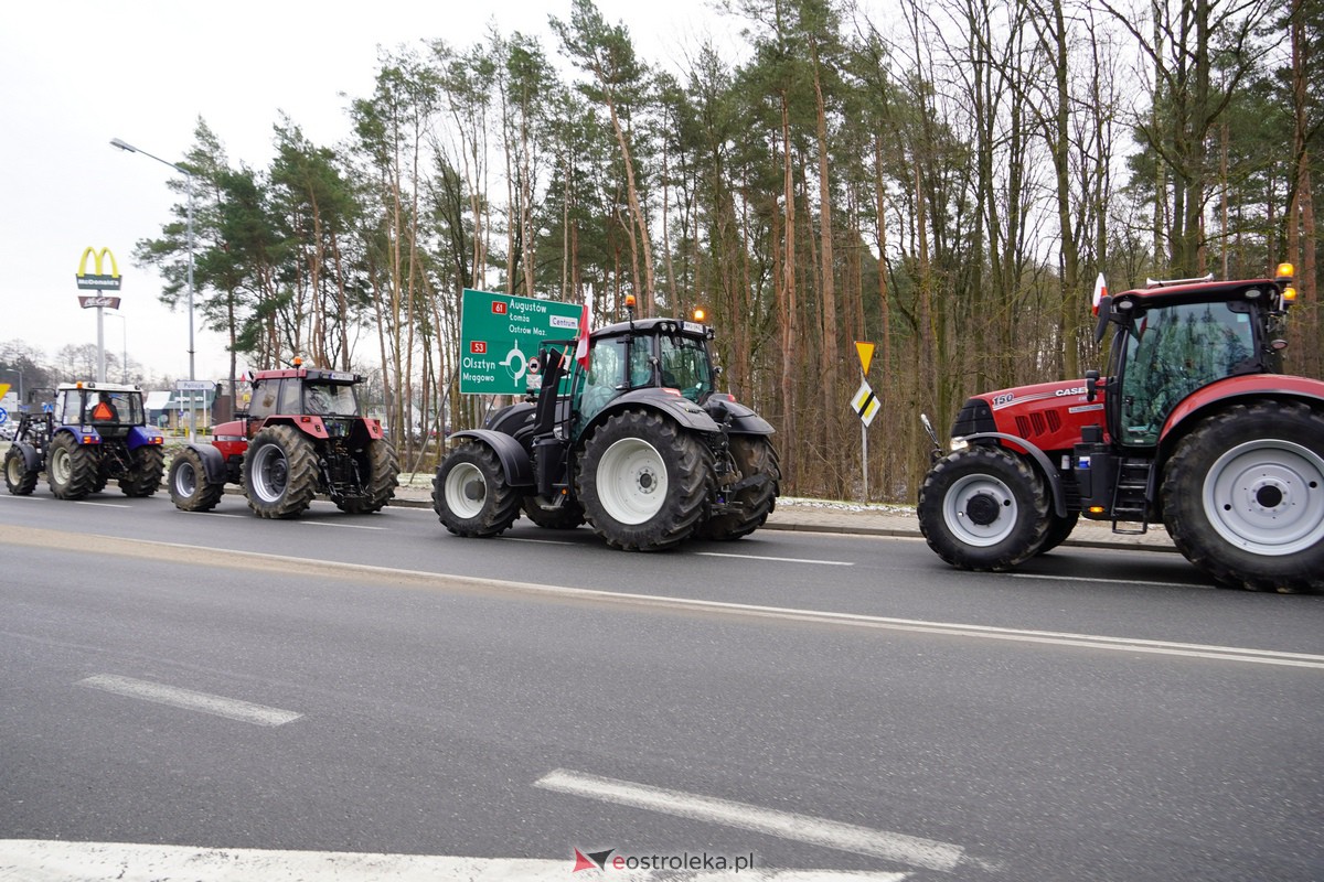 Protest rolników także w Ostrołęce! Ciągniki na ulicach [9.02.2024] - zdjęcie #37 - eOstroleka.pl