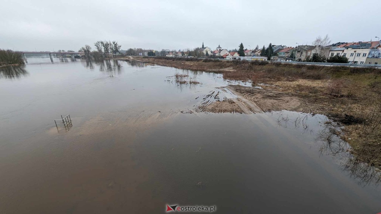 Poziom wody w Narwi - stan z 11 lutego 2024 [11.02.2024] - zdjęcie #27 - eOstroleka.pl