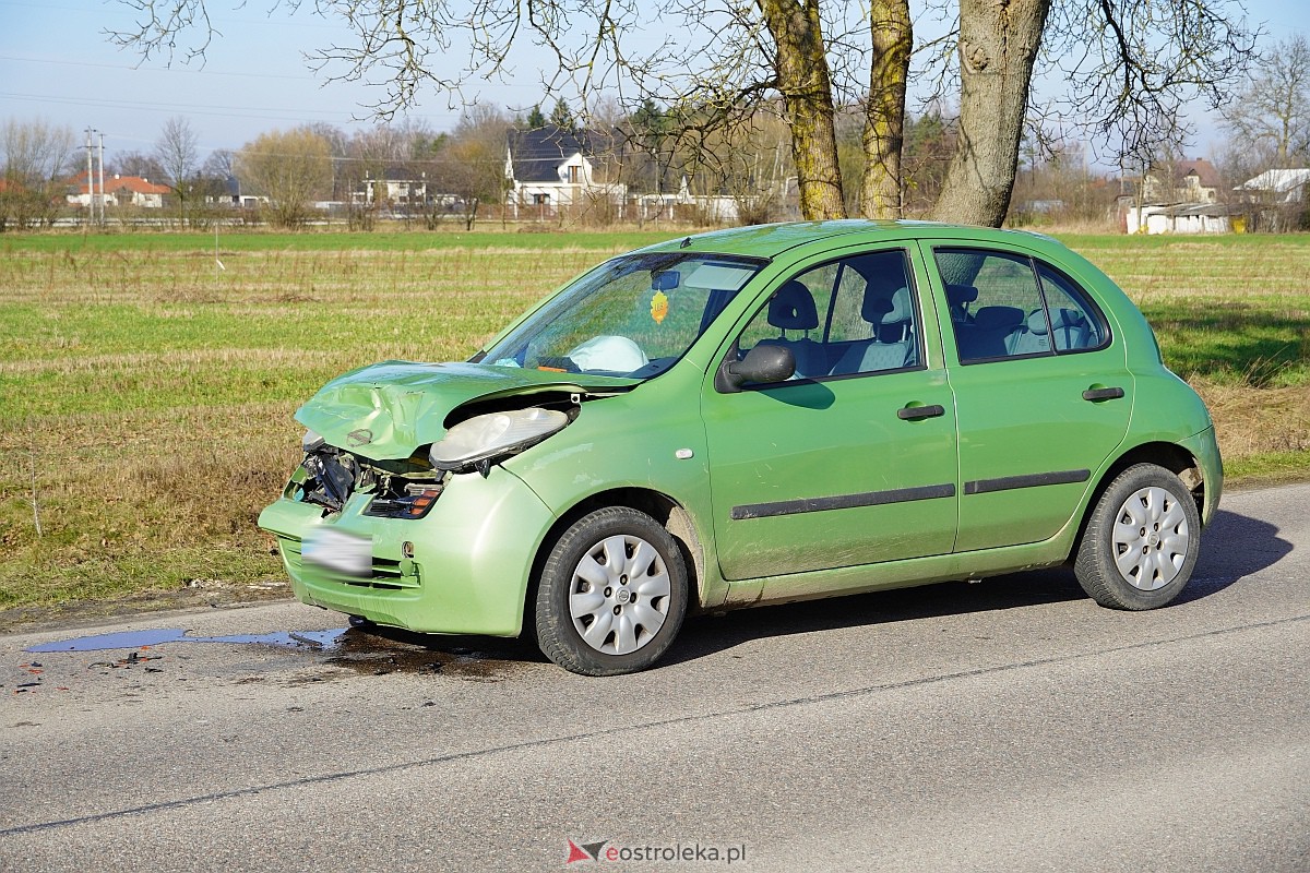 Wypadek w Czarnowcu [14.02.2024] - zdjęcie #10 - eOstroleka.pl