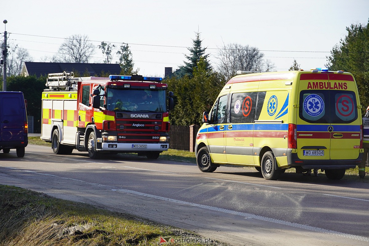 Wypadek w Czarnowcu [14.02.2024] - zdjęcie #20 - eOstroleka.pl