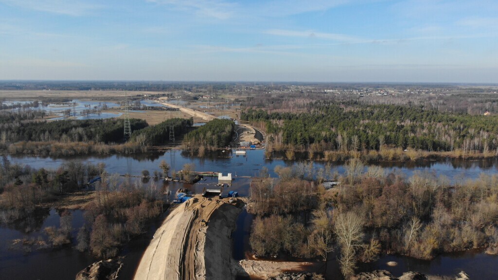 Budowa mostu na Narwi w Teodorowie zgodnie z harmonogramem - zdjęcie #4 - eOstroleka.pl