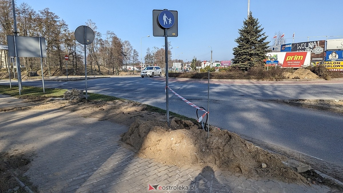 Przebudowa ronda Siemowita w Ostrołęce: Kierowcy muszą uzbroić się w cierpliwość [07.03.2024] - zdjęcie #4 - eOstroleka.pl