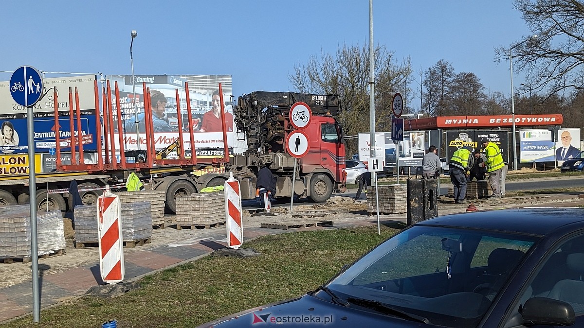 Przebudowa ronda Siemowita w Ostrołęce: Kierowcy muszą uzbroić się w cierpliwość [07.03.2024] - zdjęcie #11 - eOstroleka.pl