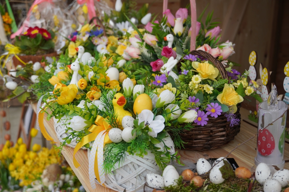 Rzekuński Jarmark Wielkanocny: Tradycja i radość w sercu Mazowsza [16.03.2024] - zdjęcie #13 - eOstroleka.pl