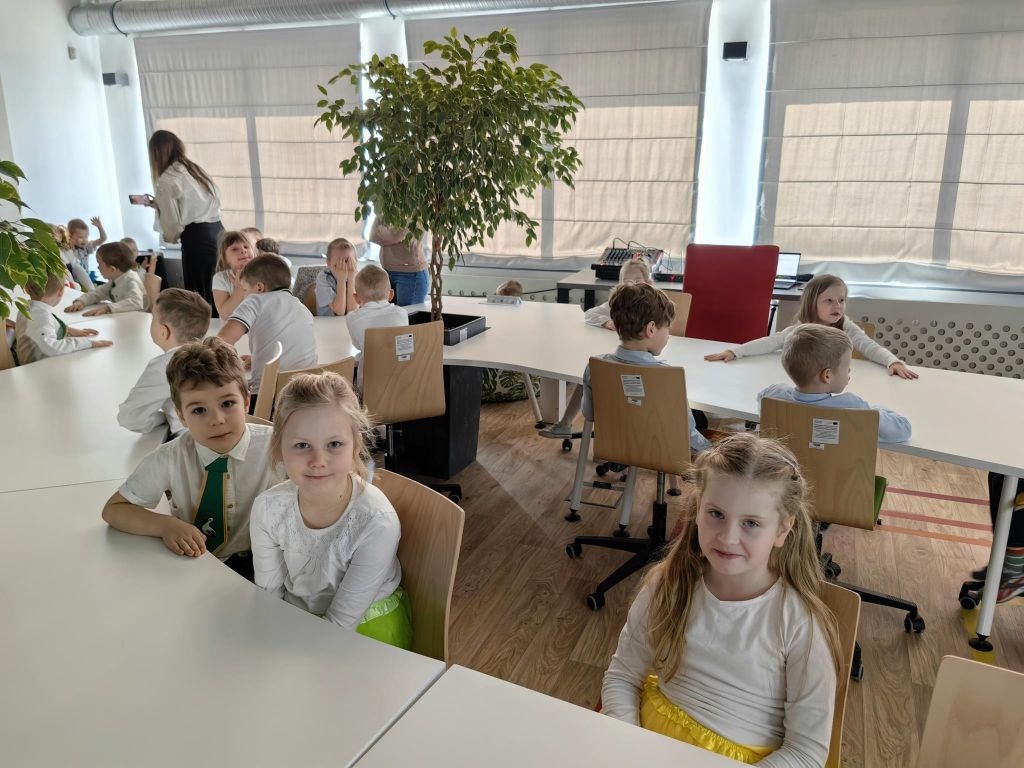 Warsztaty kreatywne dla przedszkolaków Bajkowy Ogród Wartości - zdjęcie #1 - eOstroleka.pl