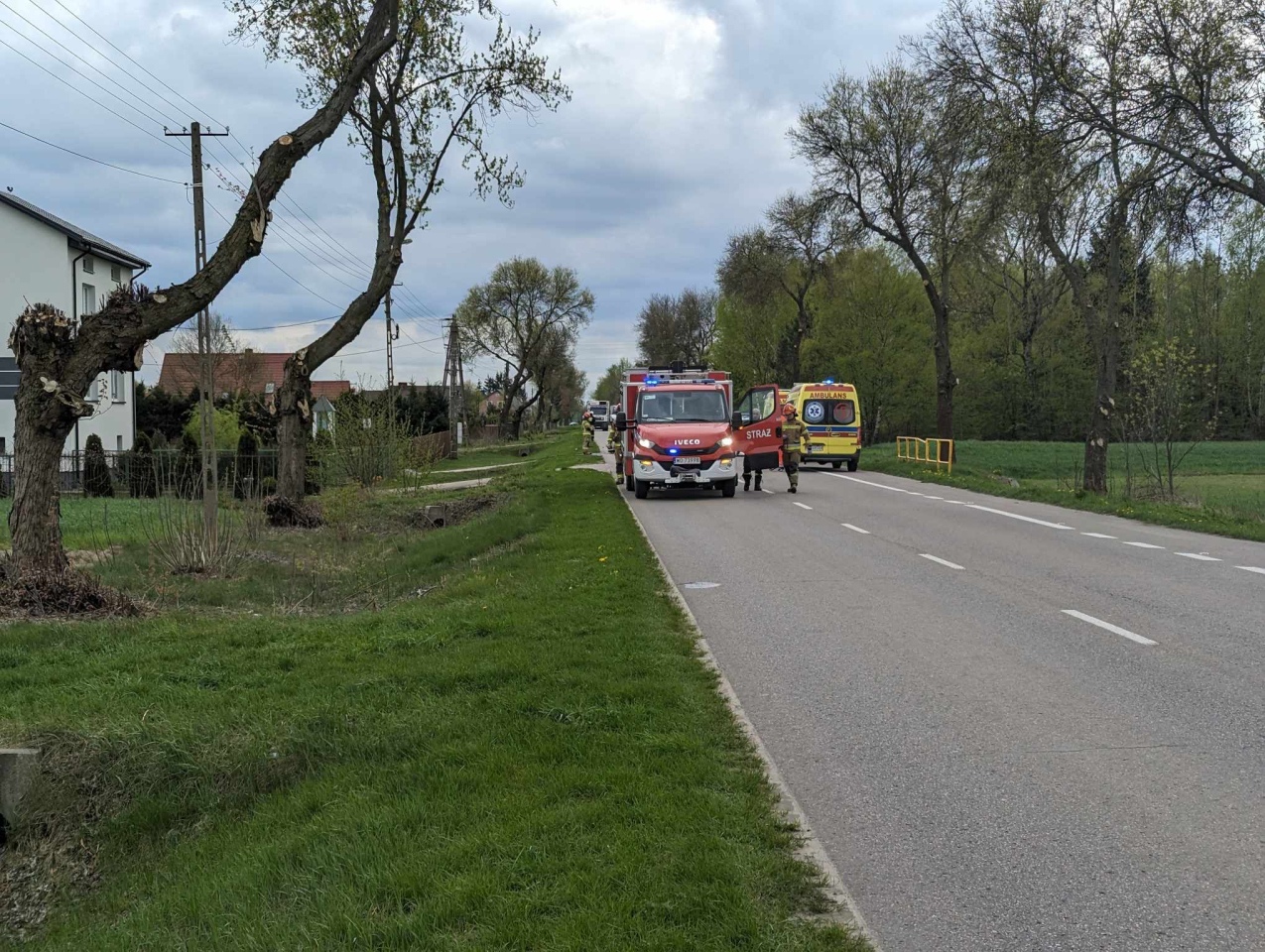Wypadek w Żabinie [12.04.2024] - zdjęcie #7 - eOstroleka.pl