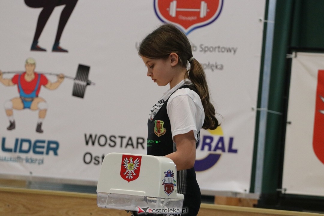 Mistrzostwa Ostrołęki U15 w podnoszeniu ciężarów [13.04.2024] - zdjęcie #11 - eOstroleka.pl