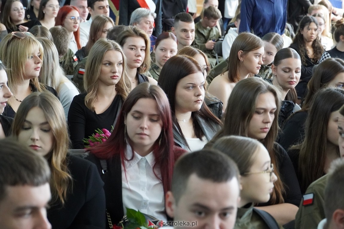 Zakończenie roku maturzystów w ZSZ Nr 2 w Ostrołęce [26.04.2024] - zdjęcie #22 - eOstroleka.pl