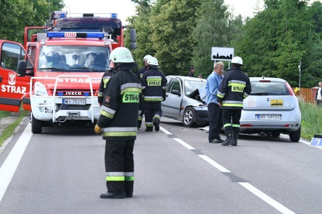 Wypadek w Rzekuniu (24.06.2011) - zdjęcie #5 - eOstroleka.pl