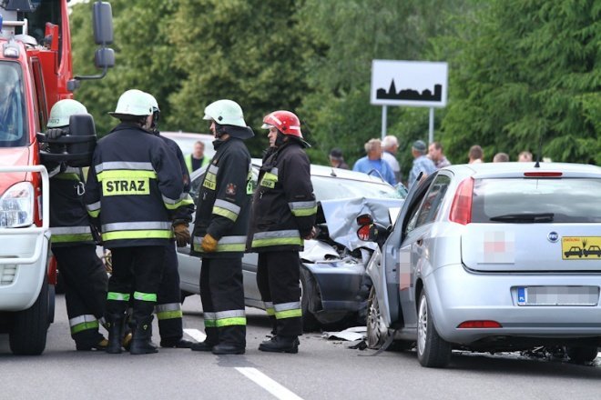Wypadek w Rzekuniu (24.06.2011) - zdjęcie #10 - eOstroleka.pl