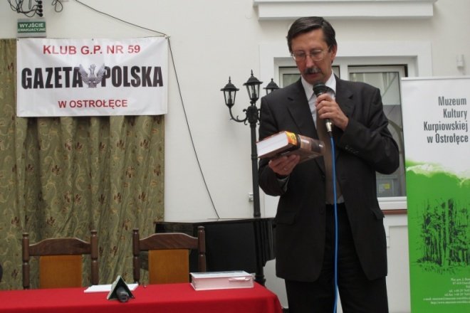 Spotkanie z prof. Janem Żarynem 29.06.2011 - zdjęcie #19 - eOstroleka.pl