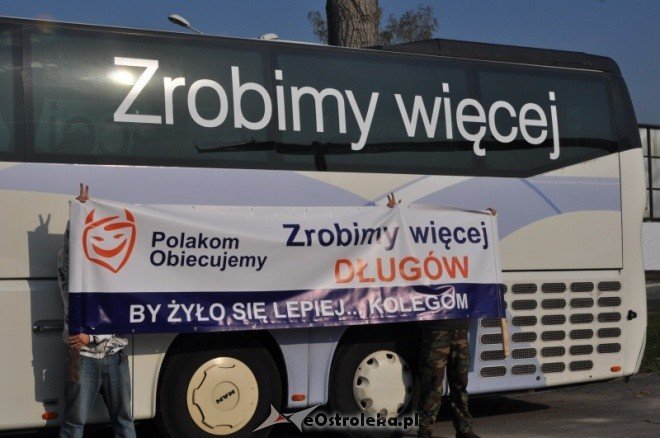 Tuskobus w Ostrołęce: „Polakom obiecujemy, zrobimy więcej długów” (27.IX.2011)  - zdjęcie #5 - eOstroleka.pl
