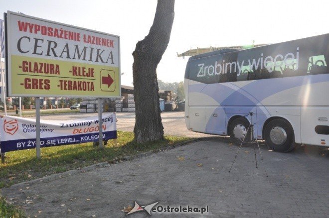 Tuskobus w Ostrołęce: „Polakom obiecujemy, zrobimy więcej długów” (27.IX.2011)  - zdjęcie #6 - eOstroleka.pl